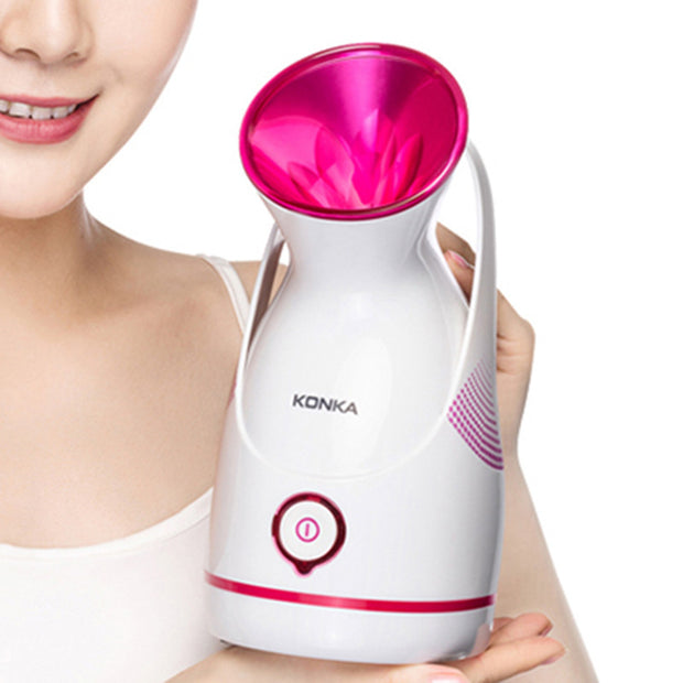 Portable facial steamer device with water tank


