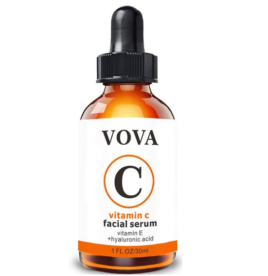 Vitamin C facial serum reduces dark spots and wrinkles

