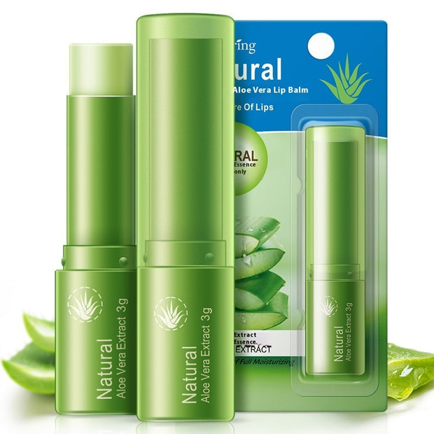 Hydrating honey lip balm with natural formula

